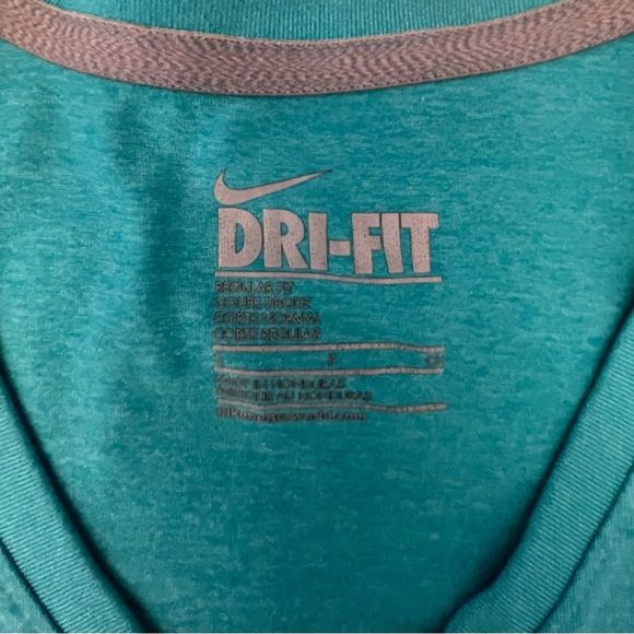 Nike Dri-Fit Shirt - Picture 8 of 8